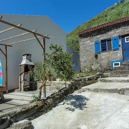 Casa Da Avo Madalena * Faial da Terra